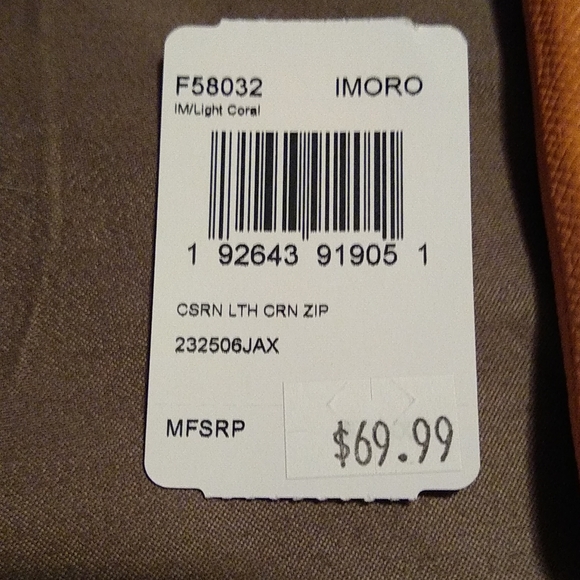 Coach wristlet - Picture 2 of 6